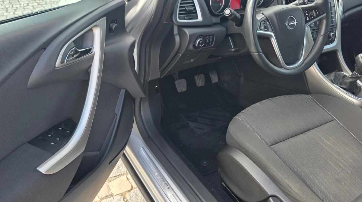 opel-astra-1-7-cdti-2009-diesel-1686cc