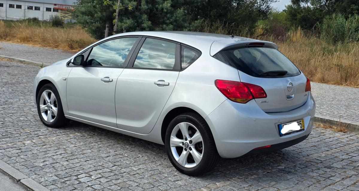 opel-astra-1-7-cdti-2009-diesel-1686cc