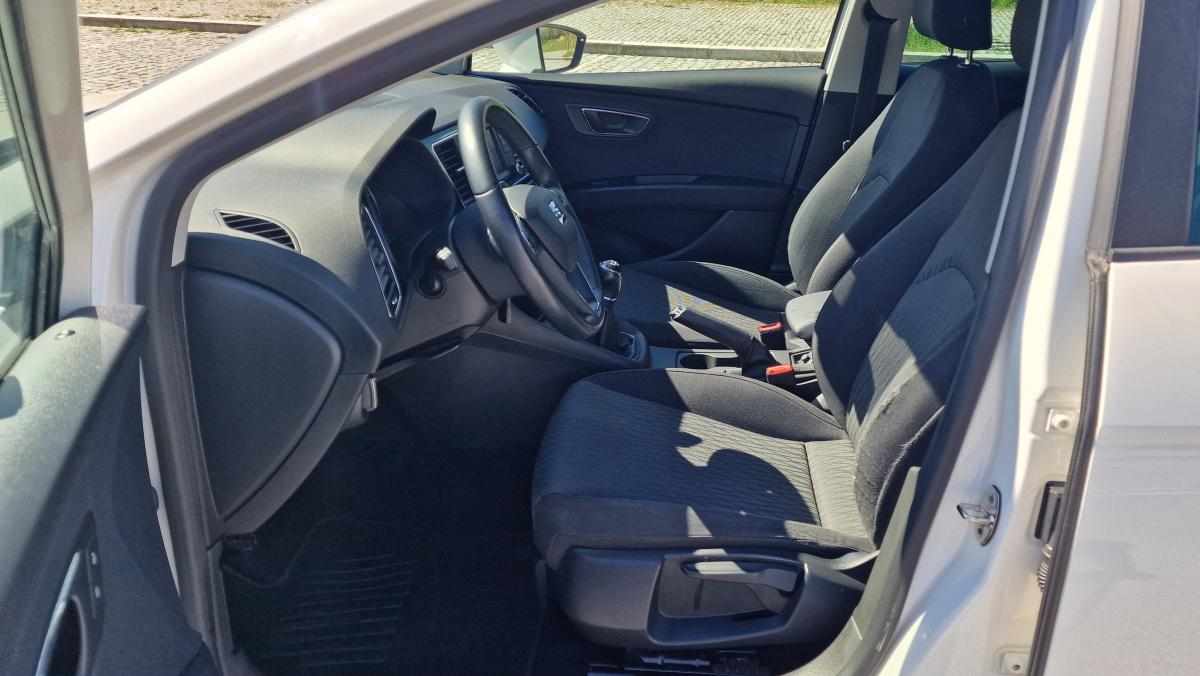 seat-leon-1-6-tdi-ecomotive-2014-diesel-1598cc