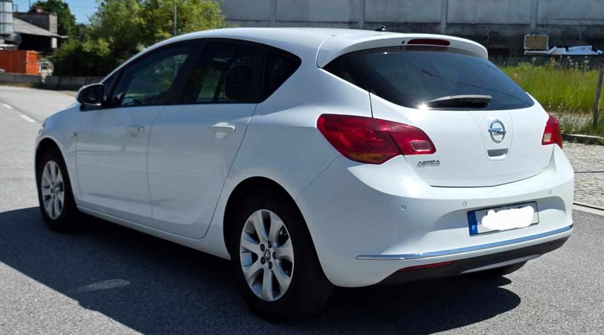 opel-astra-1-2-95cv-2016-diesel-1248cc