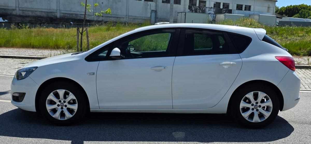 opel-astra-1-2-95cv-2016-diesel-1248cc