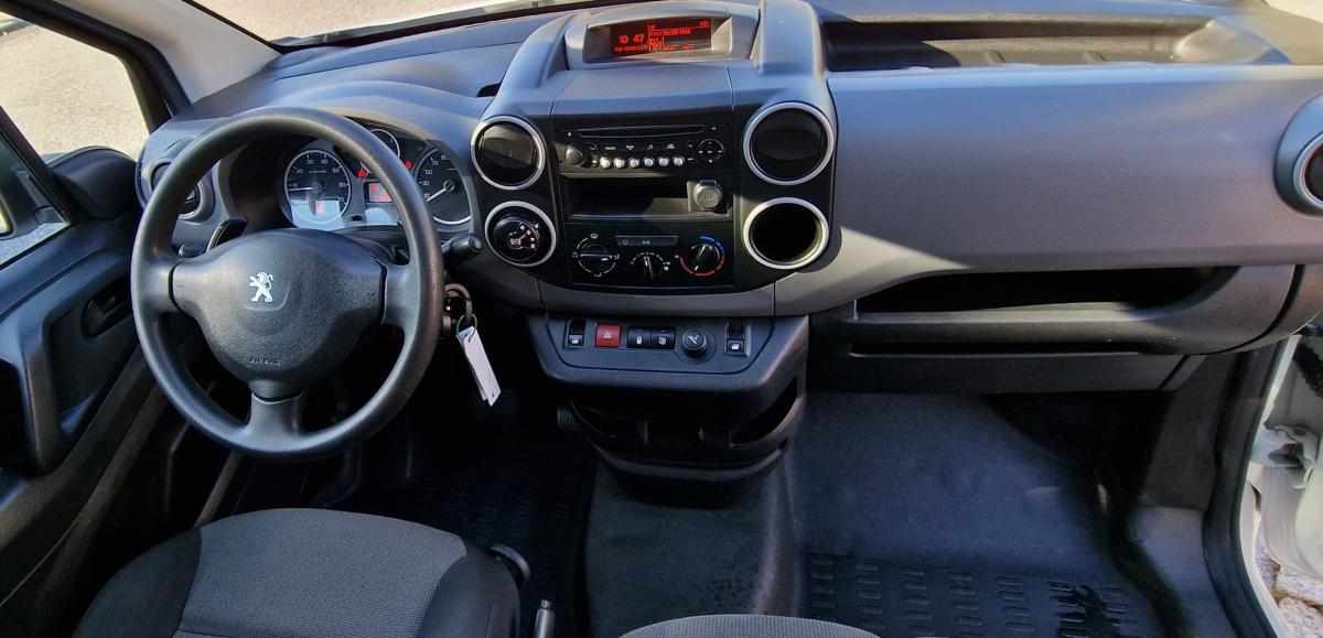 peugeot-partner-1-6-99cv-2017-diesel-1560cc