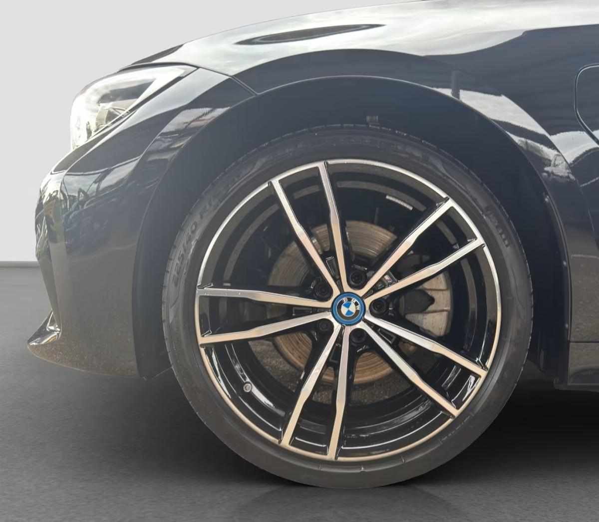 bmw-320-2022-hibrido-a-gasolina-1998cc