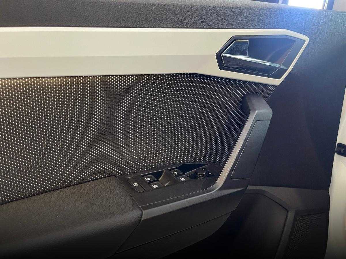 seat-arona-2018-gasolina-999cc
