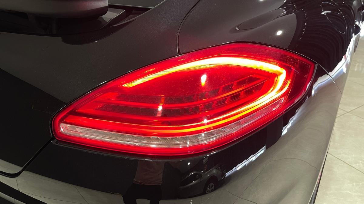 porsche-panamera-2014-diesel-3000cc