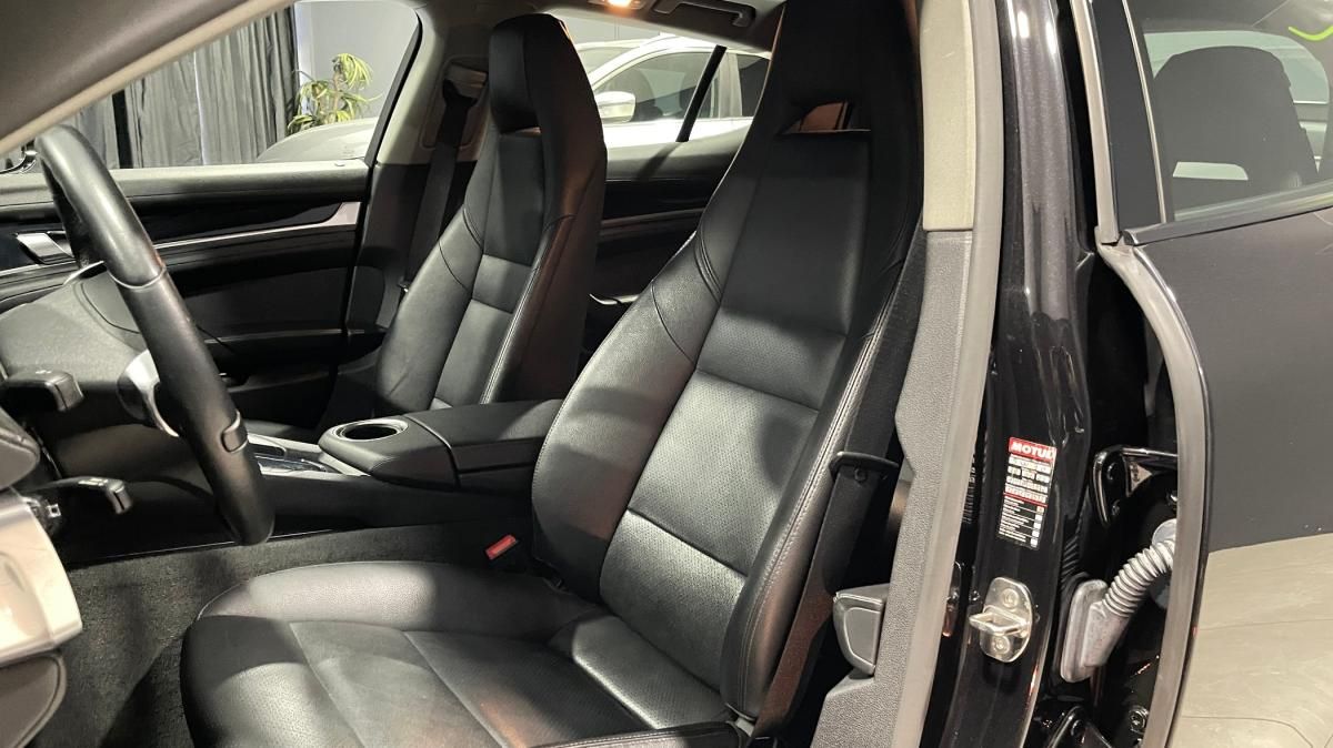 porsche-panamera-2014-diesel-3000cc