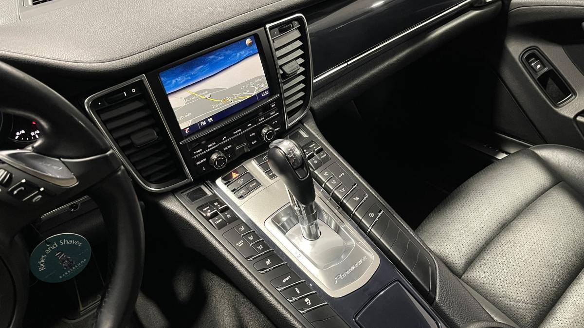 porsche-panamera-2014-diesel-3000cc