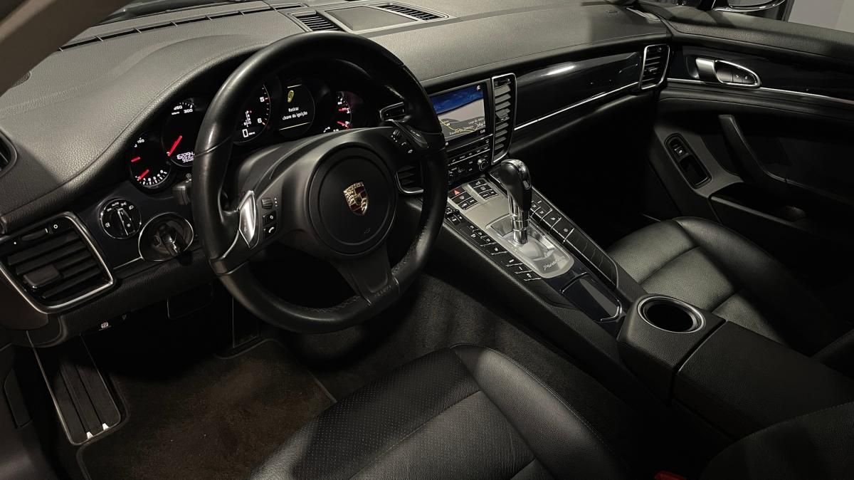 porsche-panamera-2014-diesel-3000cc