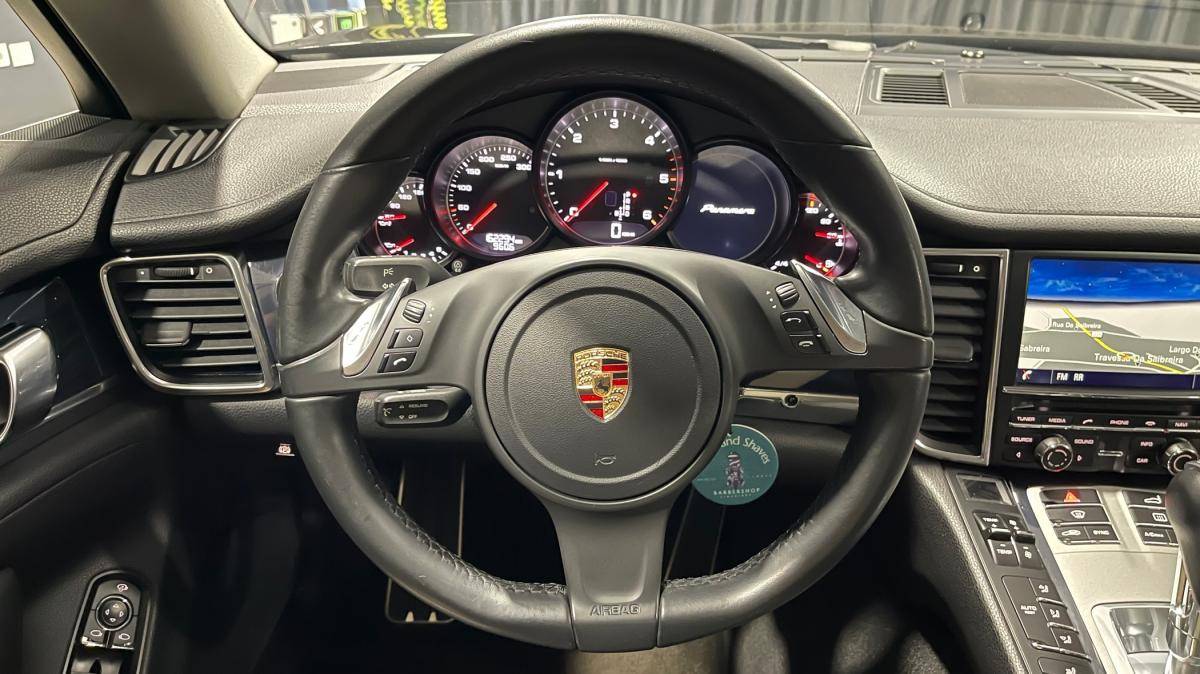 porsche-panamera-2014-diesel-3000cc