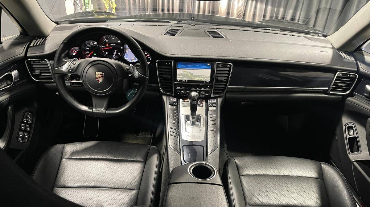 porsche-panamera-2014-diesel-3000cc