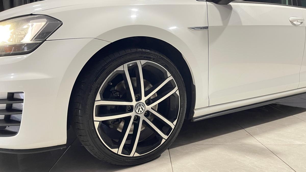volkswagen-golf-2016-diesel-1968cc