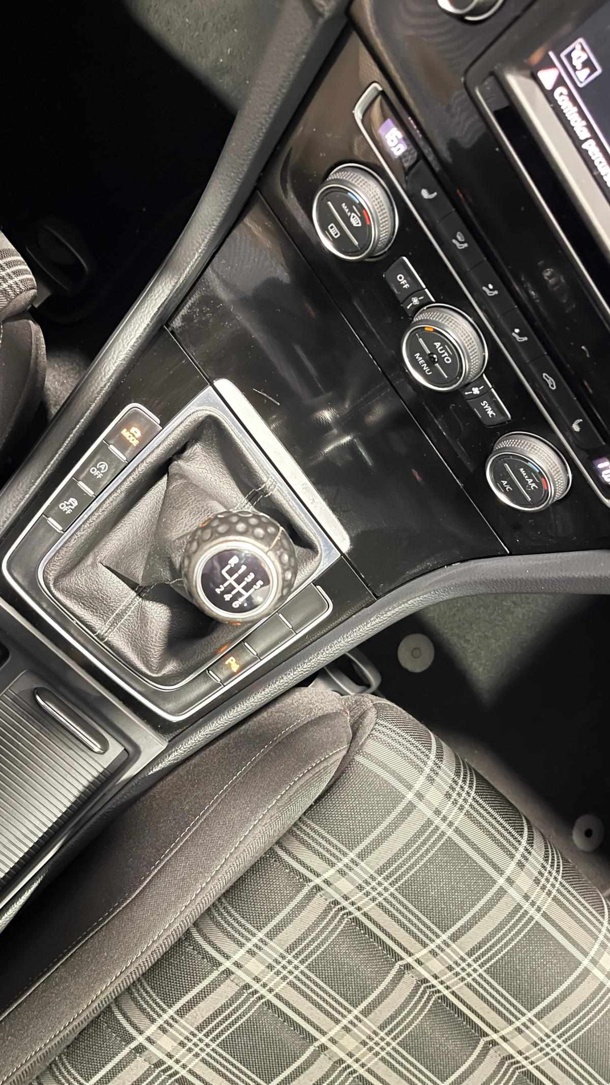 volkswagen-golf-2016-diesel-1968cc