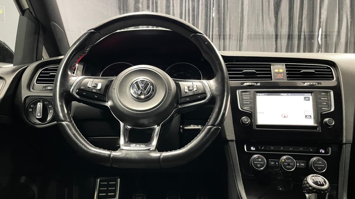 volkswagen-golf-2016-diesel-1968cc