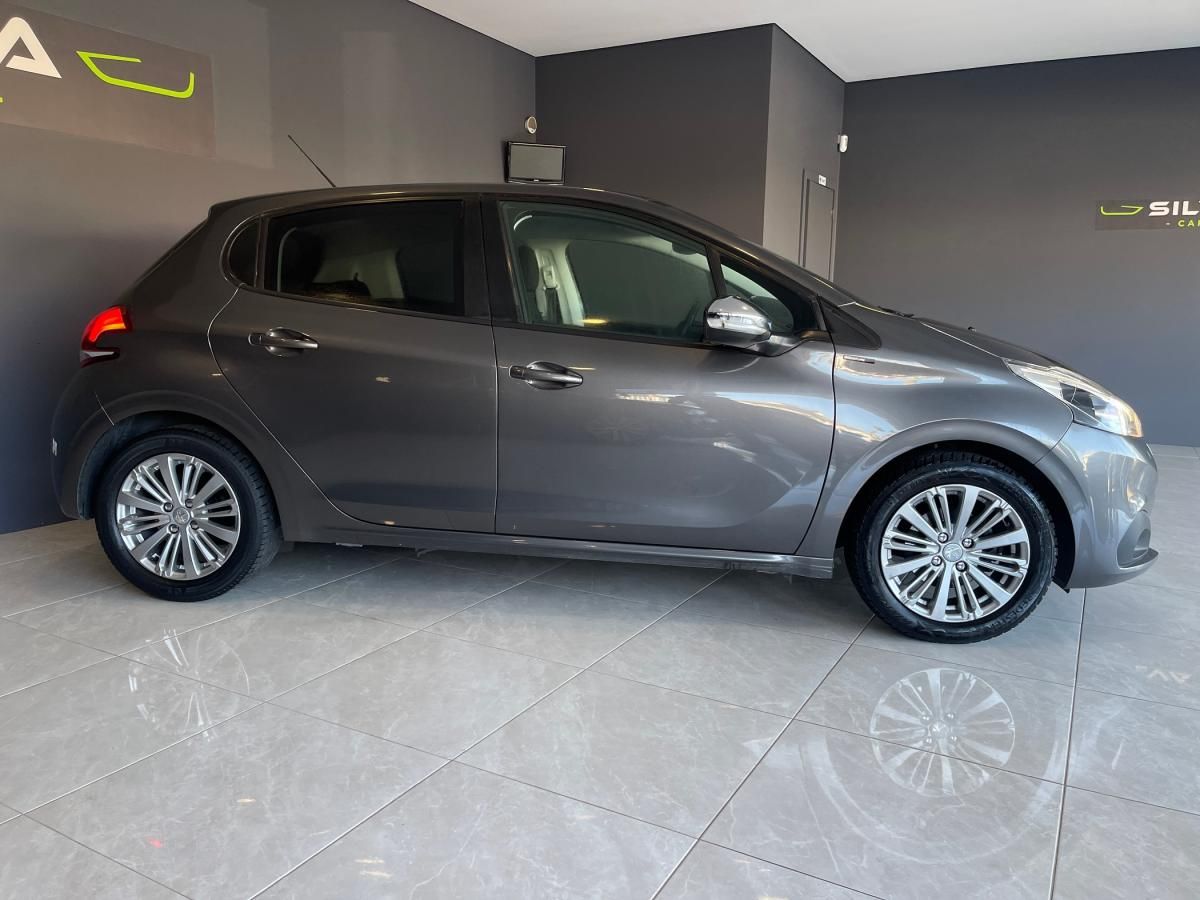 peugeot-208-2019-gasolina-1199cc