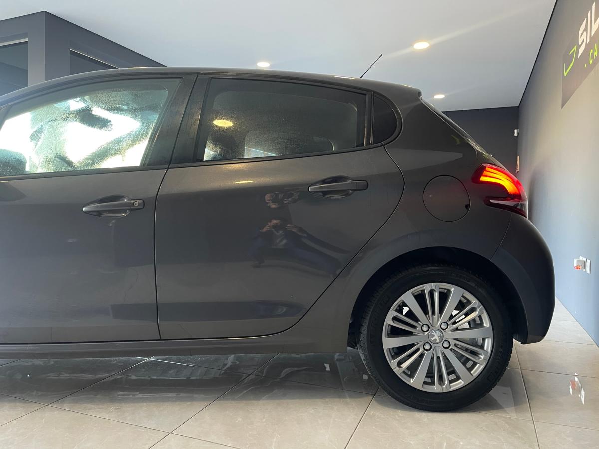 peugeot-208-2019-gasolina-1199cc