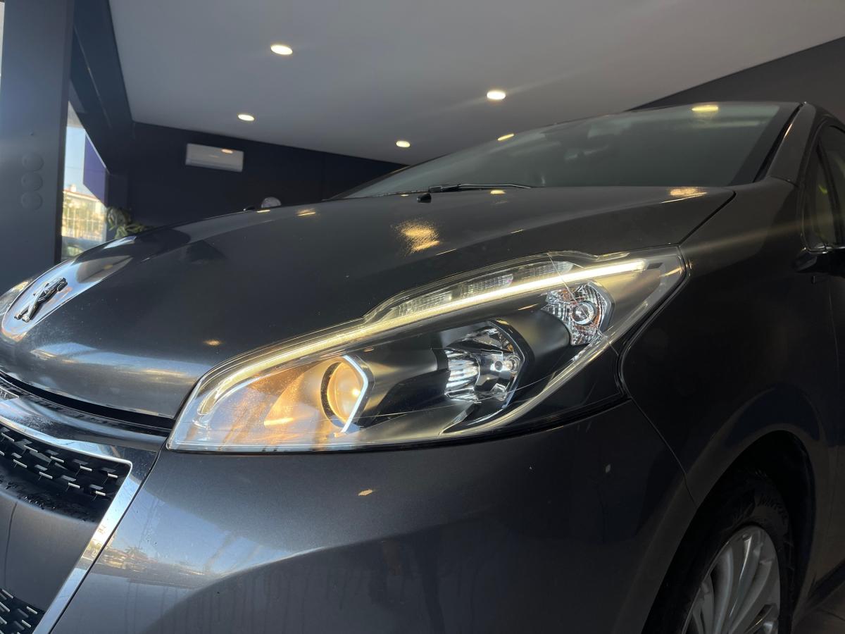 peugeot-208-2019-gasolina-1199cc