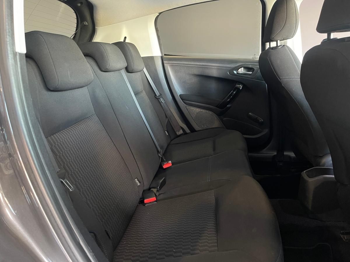 peugeot-208-2019-gasolina-1199cc