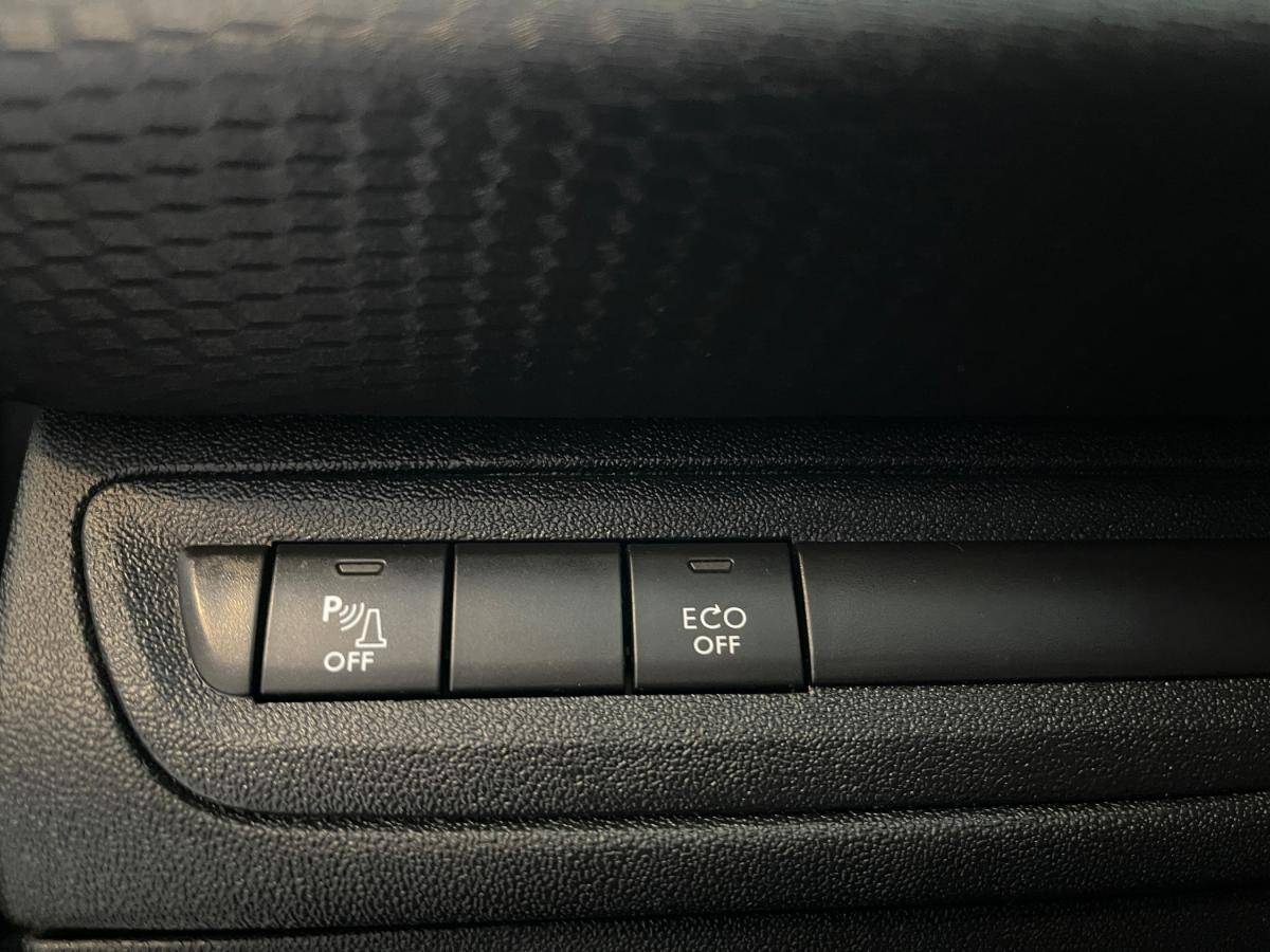 peugeot-208-2019-gasolina-1199cc