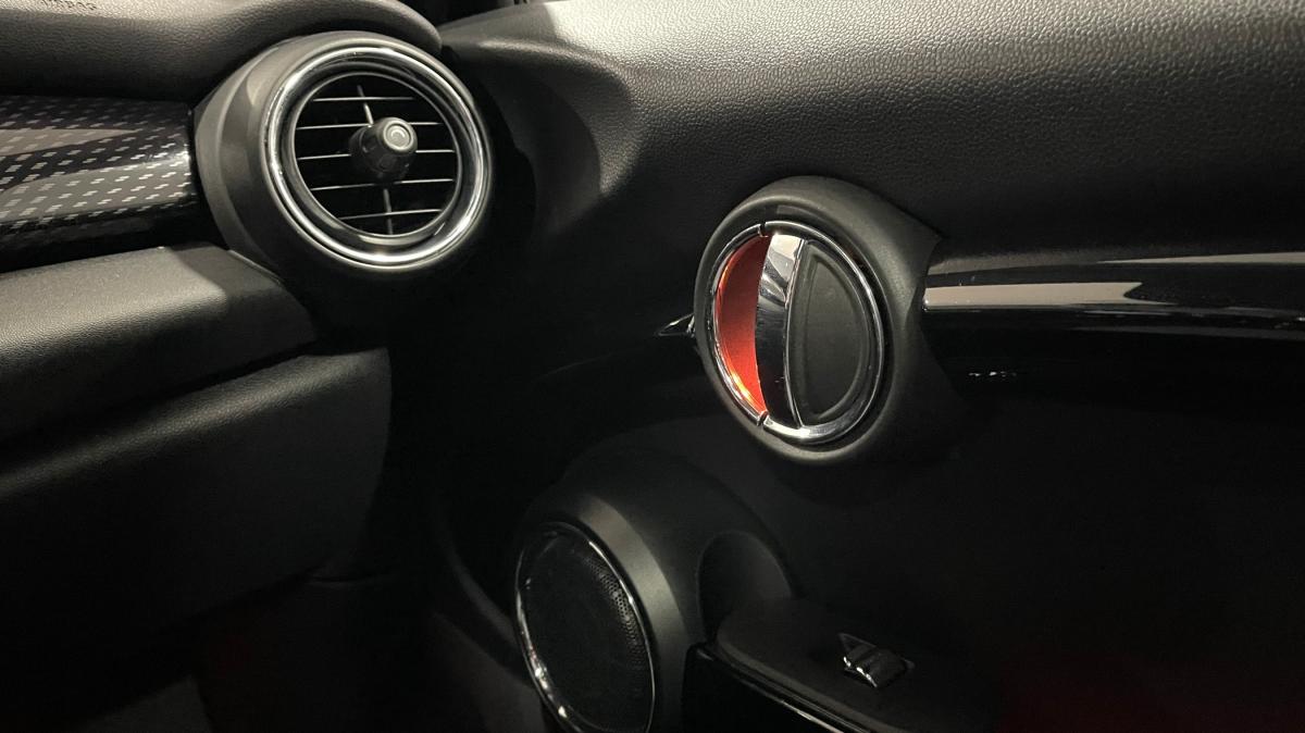 mini-cooper-2017-diesel-1995cc