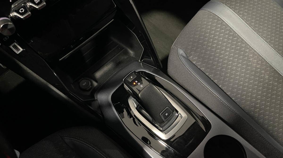peugeot-2008-2021-diesel-1499cc