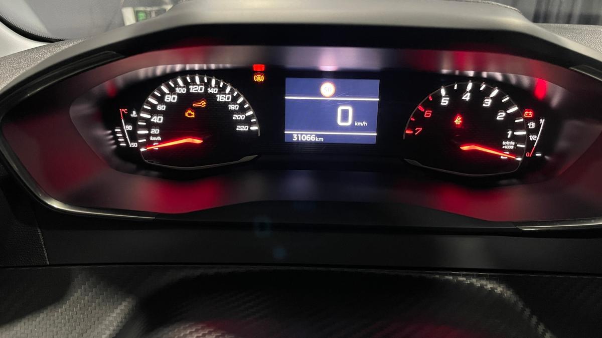 peugeot-208-2024-gasolina-1199cc