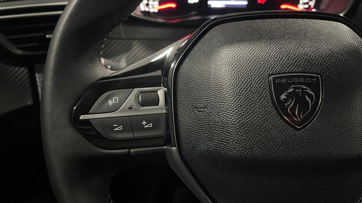 peugeot-208-2024-gasolina-1199cc