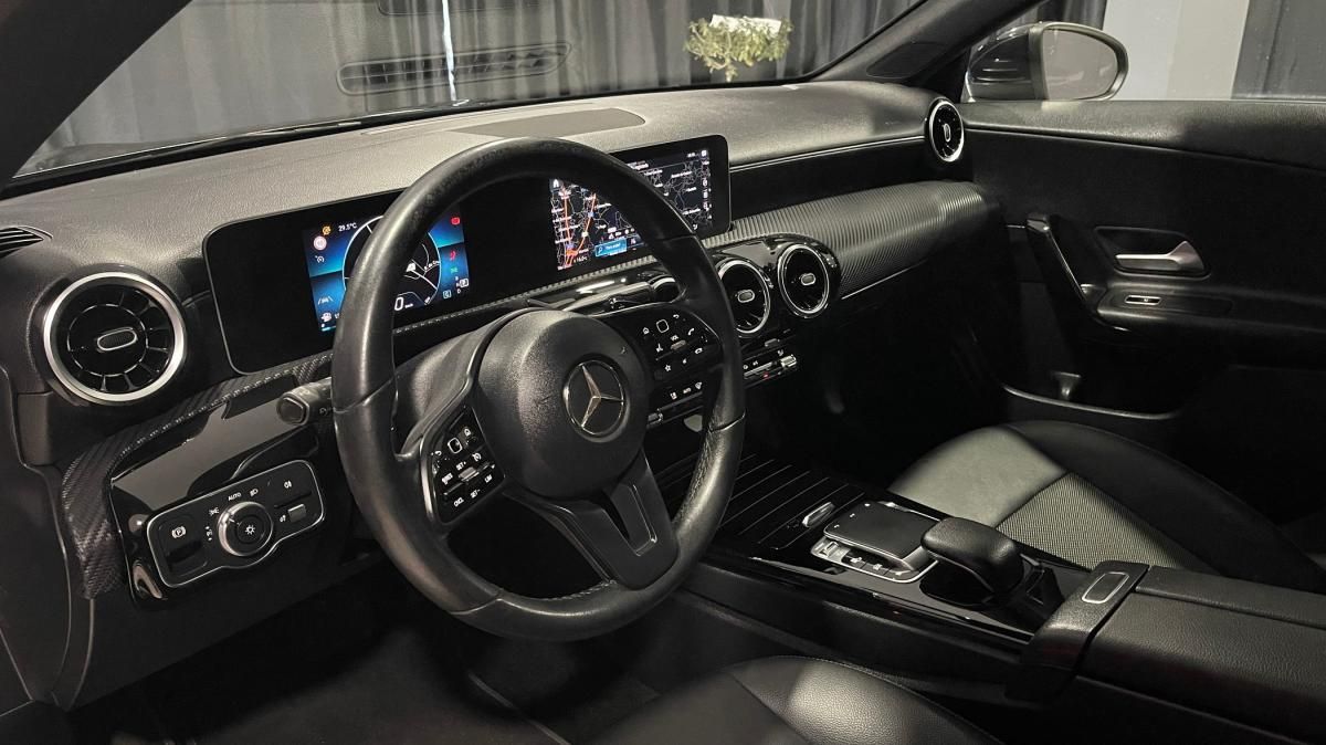 mercedes-benz-cla-2019-diesel-1950cc