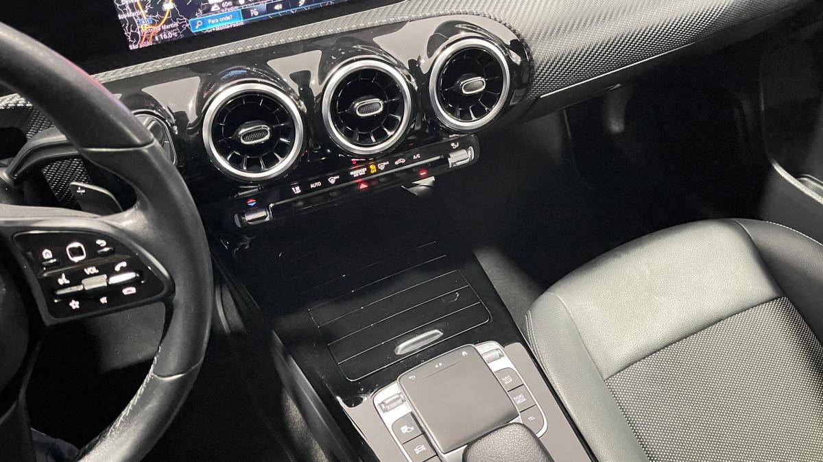 mercedes-benz-cla-2019-diesel-1950cc