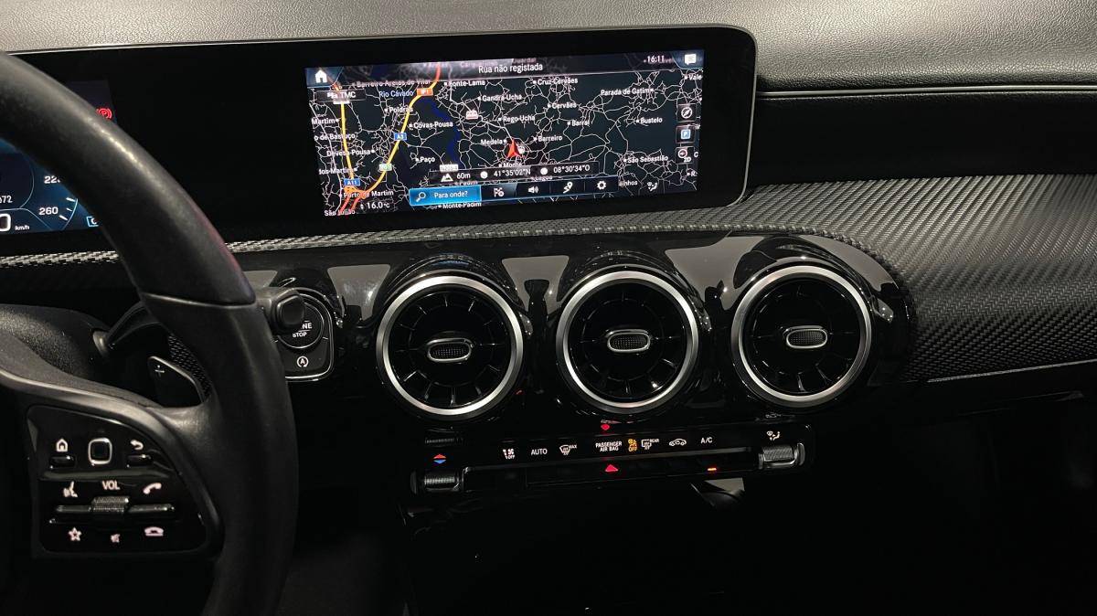 mercedes-benz-cla-2019-diesel-1950cc
