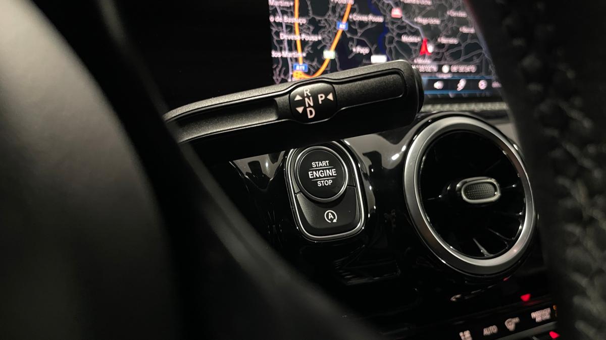 mercedes-benz-cla-2019-diesel-1950cc