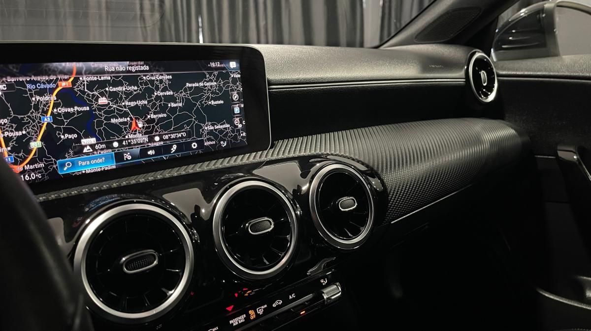 mercedes-benz-cla-2019-diesel-1950cc
