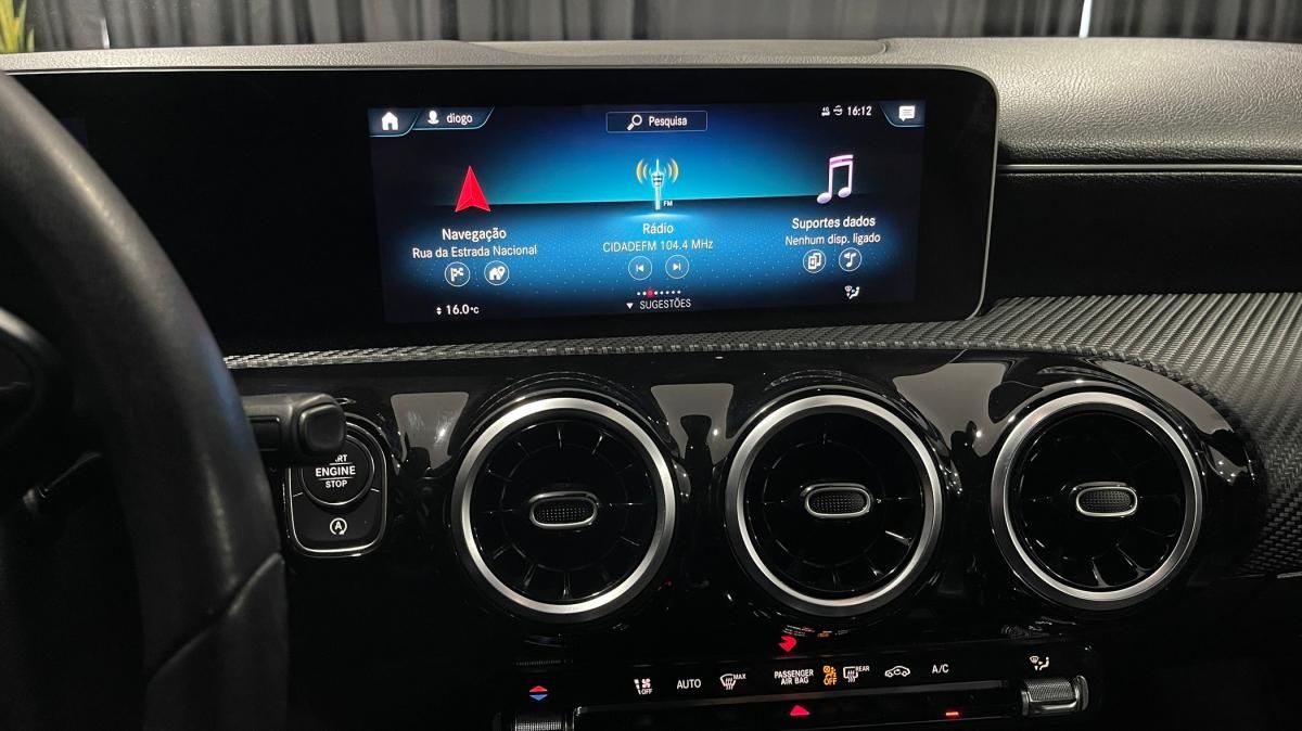 mercedes-benz-cla-2019-diesel-1950cc