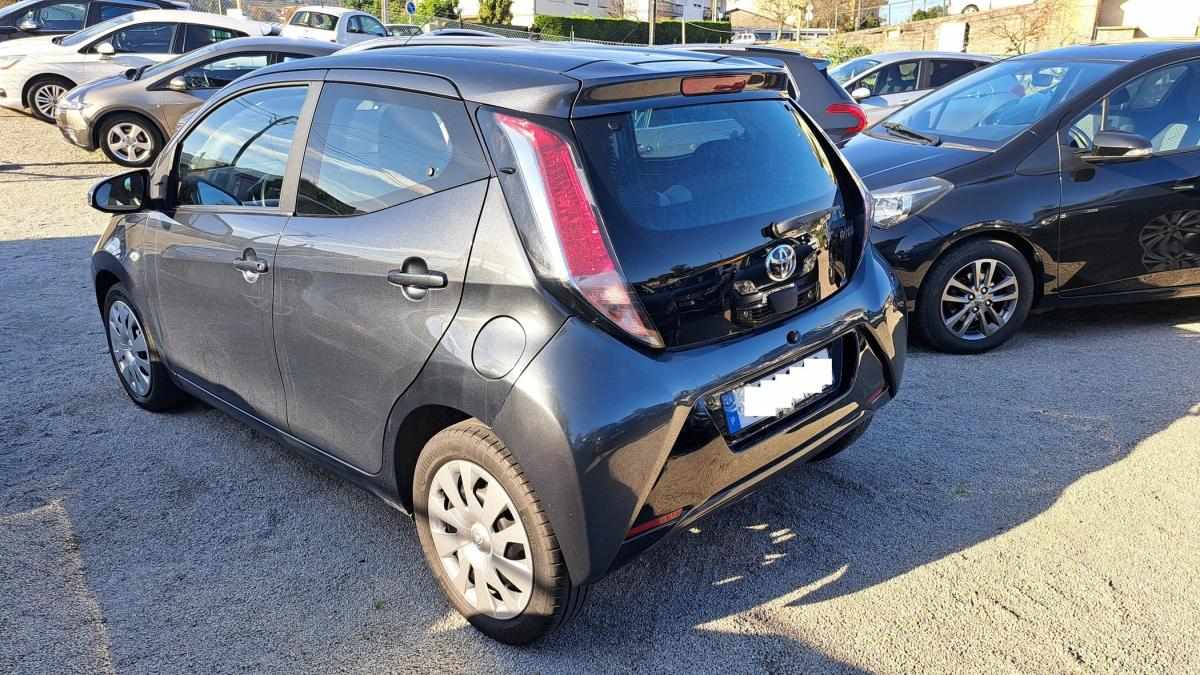 toyota-aygo-2015-gasolina-998cc