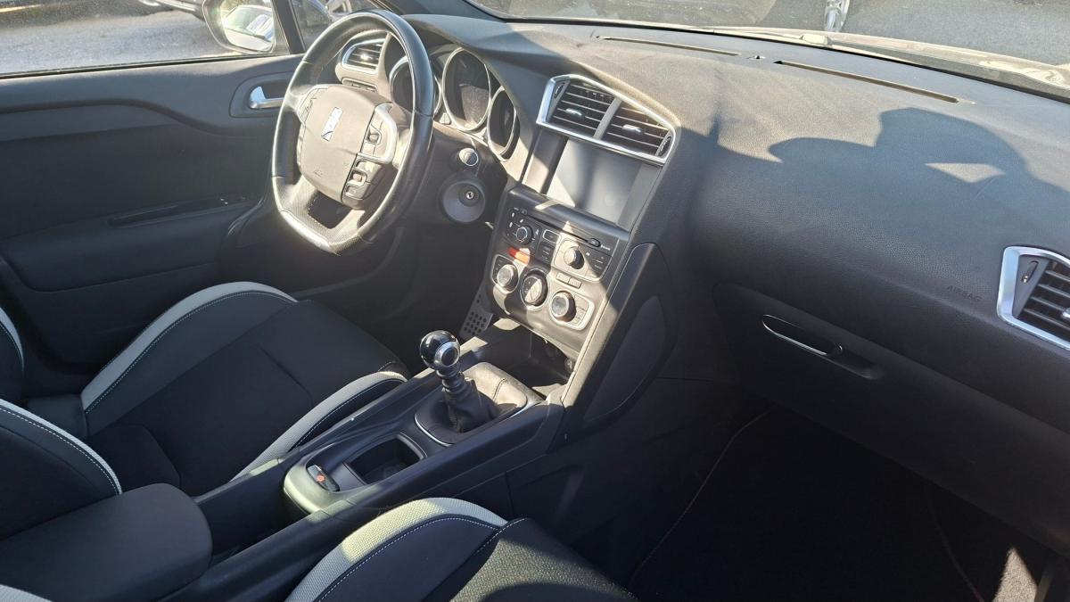 citroen-ds4-2014-diesel-1560cc