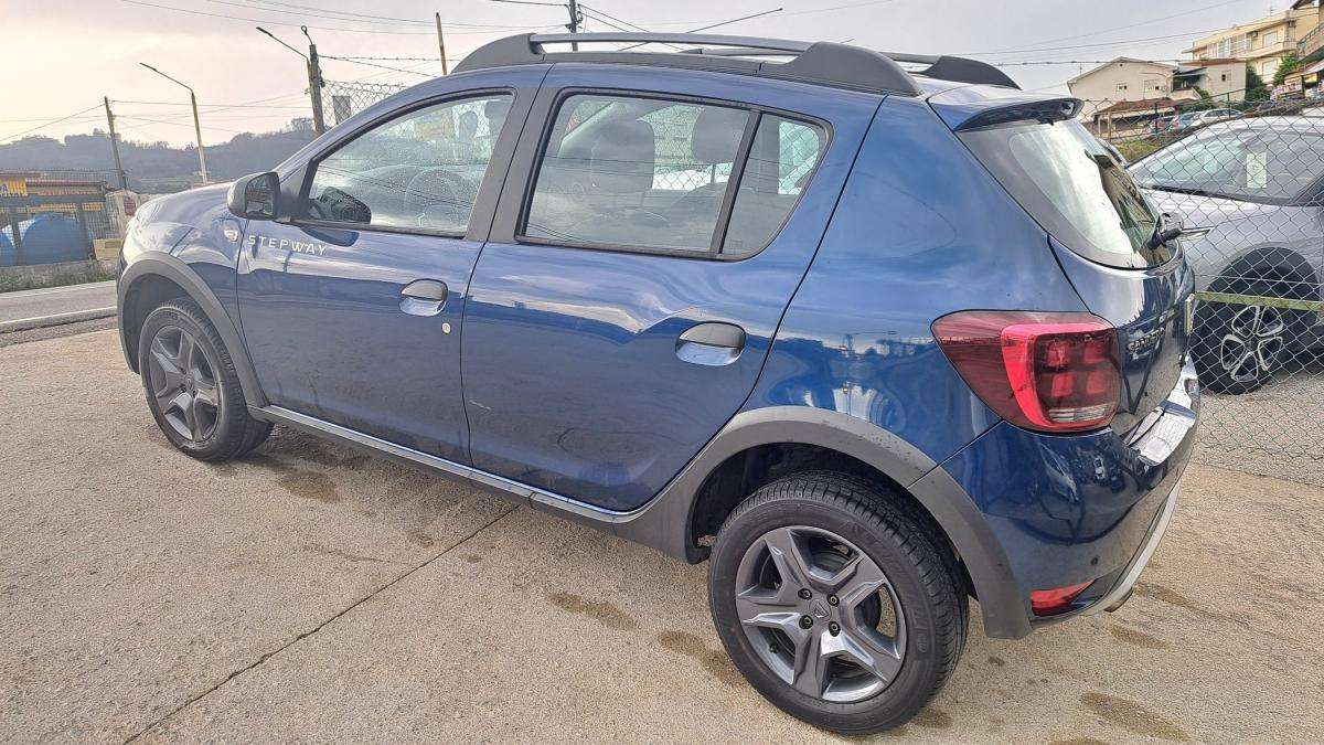 dacia-sandero-2018-gasolina-898cc