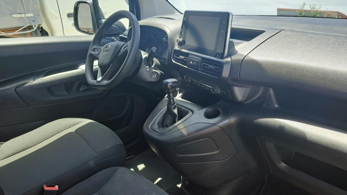 opel-combo-2022-diesel-1499cc