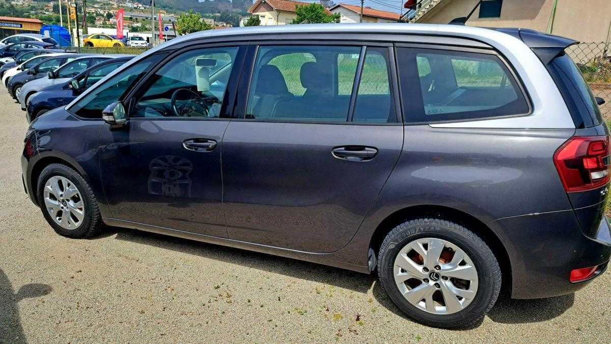 citroen-c4-picasso-2018-diesel-1560cc