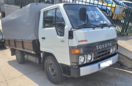 toyota-dyna-1987-diesel-2446cc