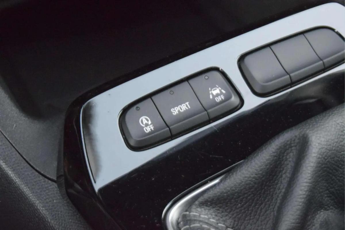 opel-mokka-2024-gasolina-1199cc