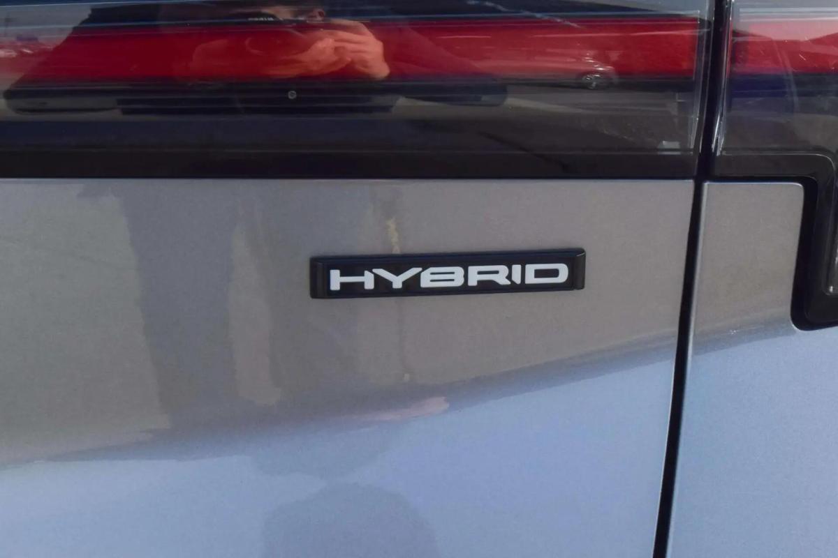 opel-mokka-2025-hibrido-a-gasolina-1199cc