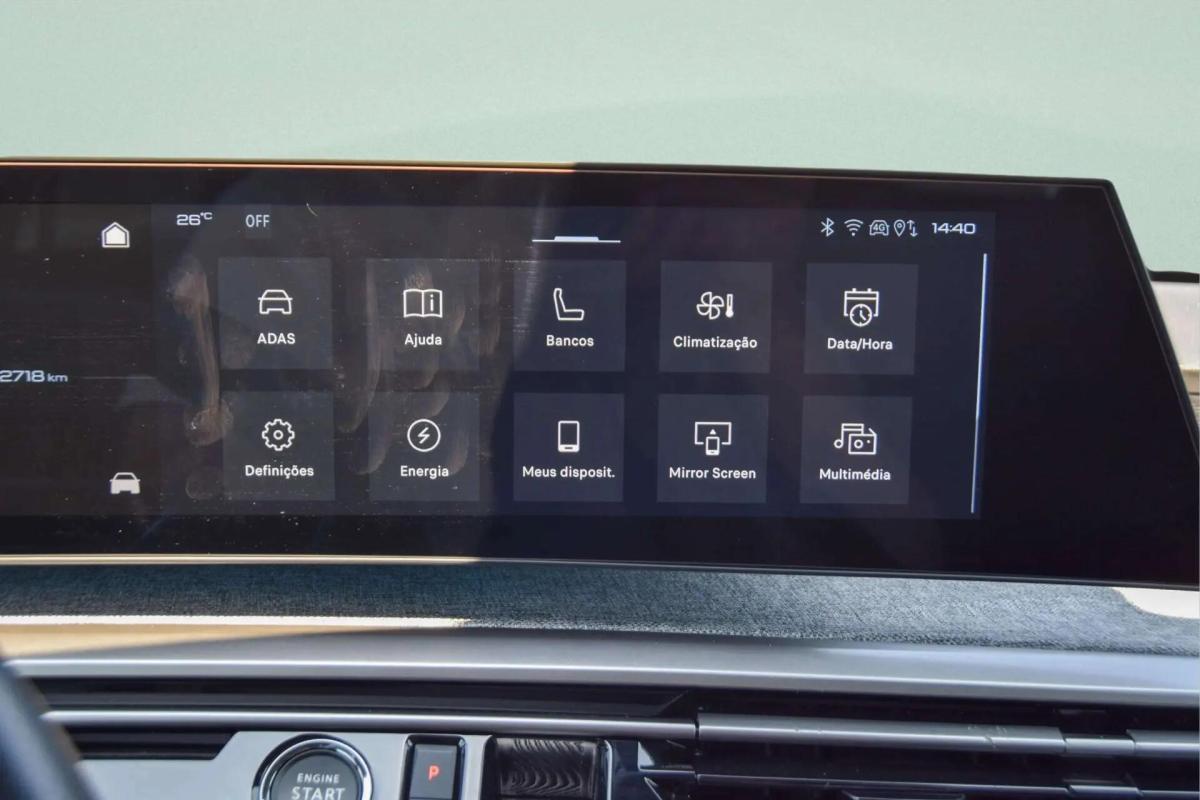 peugeot-e-3008-2025-eletrico-0cc