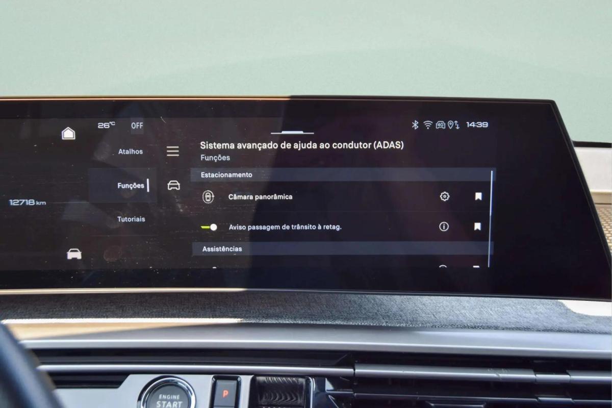 peugeot-e-3008-2025-eletrico-0cc