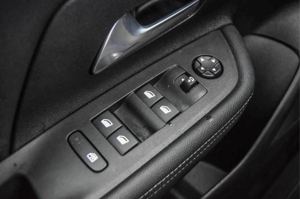 opel-mokka-1-2-hybrid-2025-gasolina-1199cc
