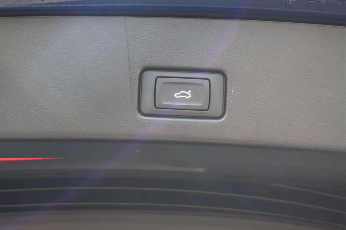 audi-q4-e-tron-45-e-tron-quattro-2024-eletrico