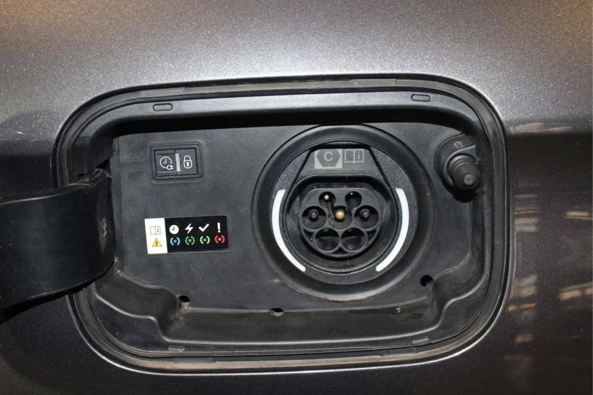 ds-ds-7-2023-hibrido-a-gasolina-1598cc