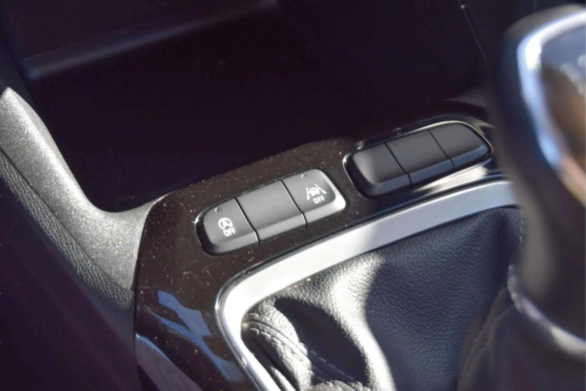 opel-corsa-2024-gasolina-1199cc