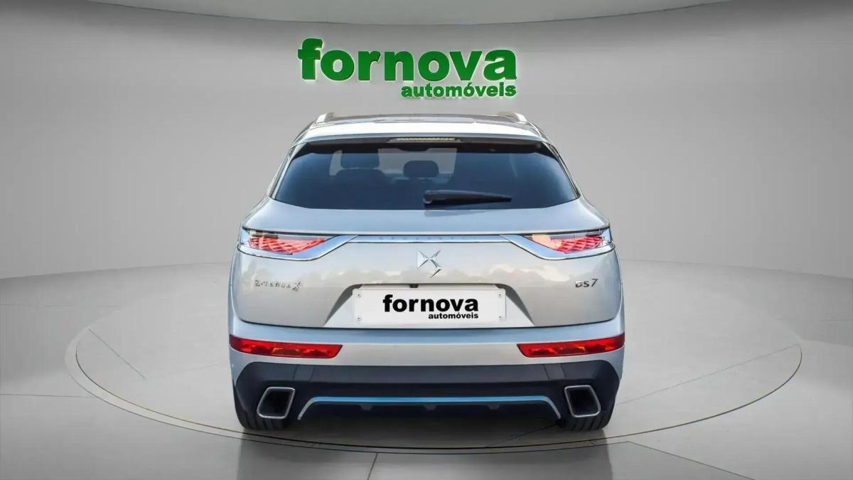ds-ds-7-crossback-2022-hibrido-a-gasolina-1598cc
