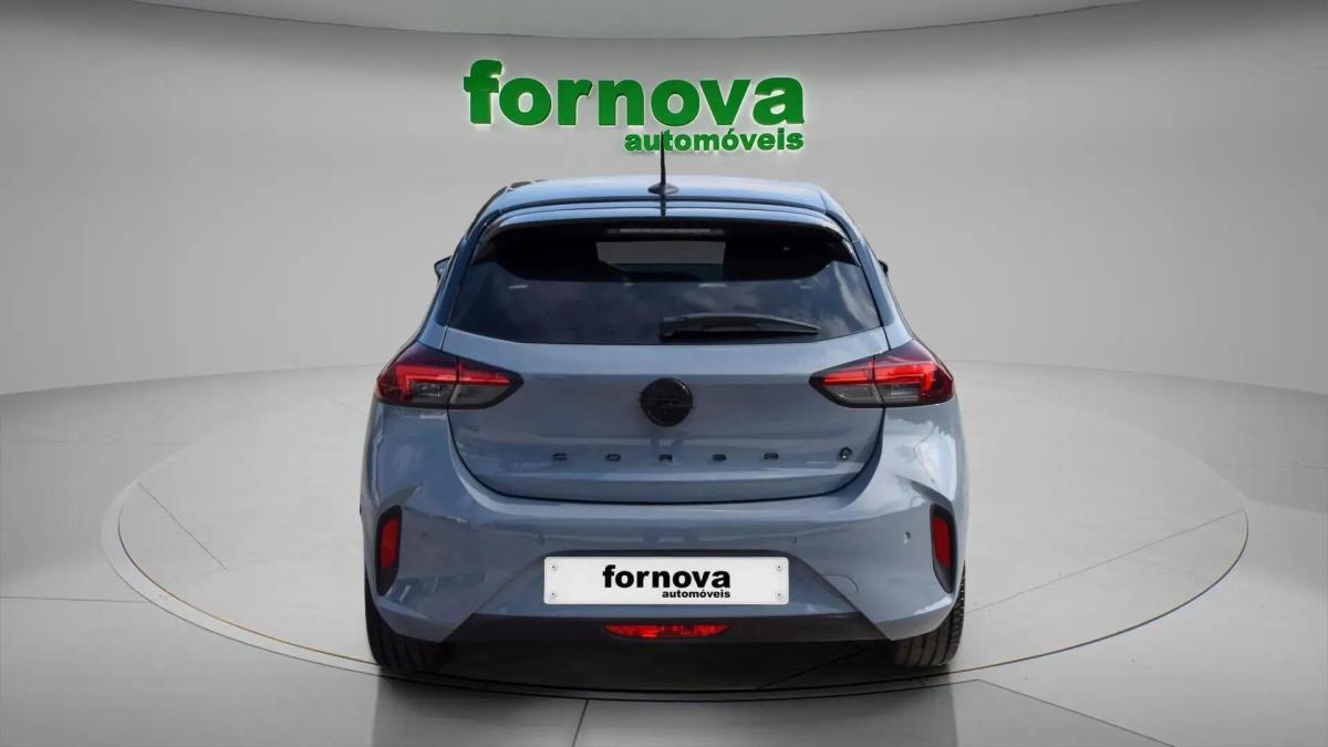 opel-corsa-e-2024-eletrico-0cc