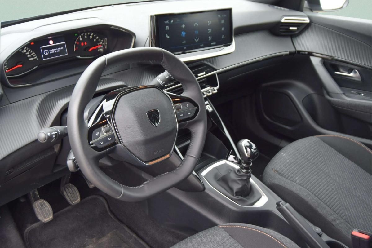 peugeot-2008-2025-gasolina-1199cc