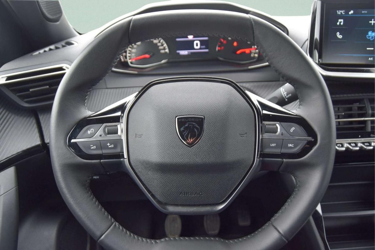 peugeot-2008-2025-gasolina-1199cc
